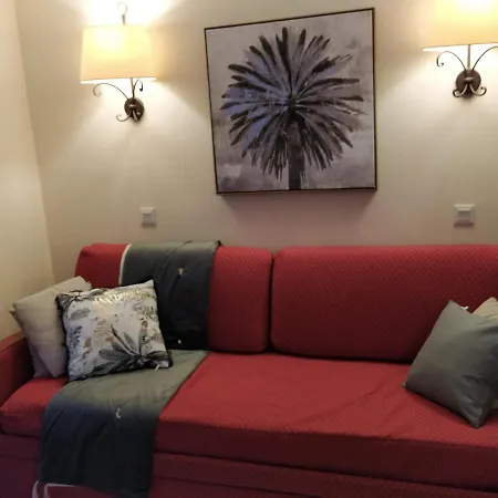 Les Coteaux B10 Holiday home
